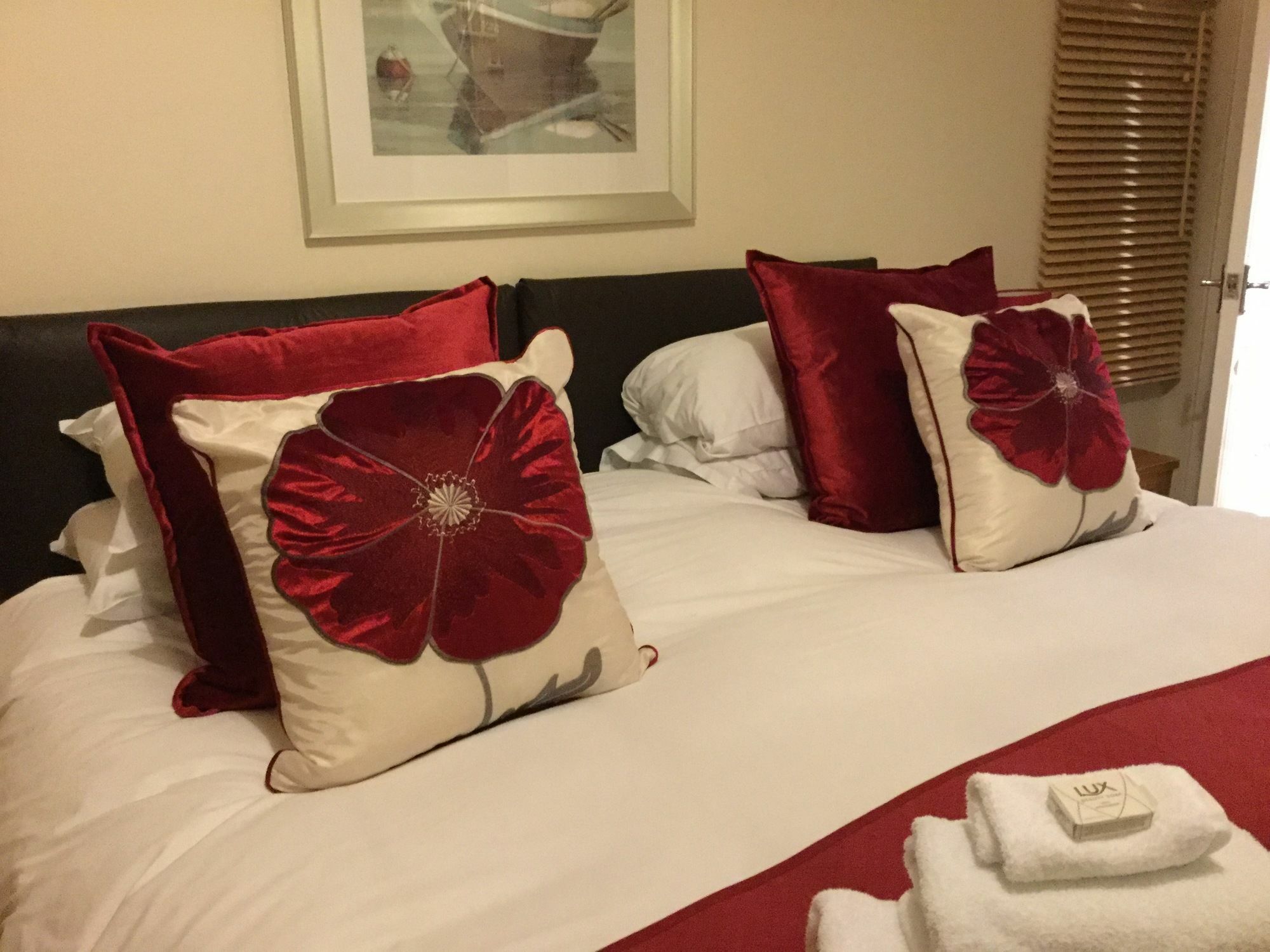 Craggallan Guest House Еър Екстериор снимка